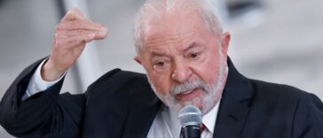 Presidente brasileño Lula destituye a comandante del Ejército, Júlio César de Arruda | Noticias de Buenaventura, Colombia y el Mundo