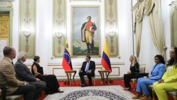 Primera dama de Colombia se reúne con Maduro y su esposa en Caracas | Noticias de Buenaventura, Colombia y el Mundo