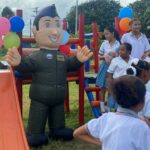 Fuerza Aérea remodeló parque recreativo del colegio el Esfuerzo en San Andrés