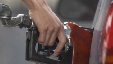 Gasolina en Colombia | Hasta cuánto podría subir de precio el galón del combustible | Economía