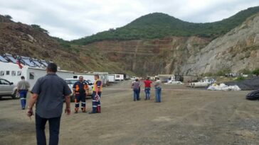 Las familias de las víctimas de la mina Lily siguen buscando respuestas siete años después | Noticias de Buenaventura, Colombia y el Mundo