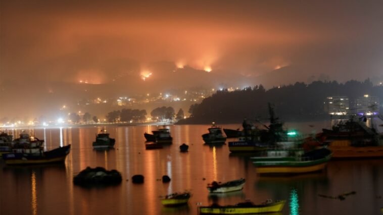 Al menos 24 muertos en voraces incendios forestales en sur de Chile | Noticias de Buenaventura, Colombia y el Mundo