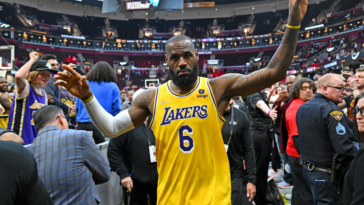 Con LeBron James eclipsando la marca de anotación de Kareem, los fanáticos de los Lakers deberían tomarse un momento para disfrutar el momento. | Noticias de Buenaventura, Colombia y el Mundo