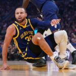 Actualización de la lesión de Stephen Curry: la estrella de los Warriors sale del juego contra los Mavericks con una aparente lesión en la rodilla | Noticias de Buenaventura, Colombia y el Mundo
