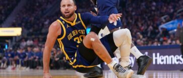Actualización de la lesión de Stephen Curry: la estrella de los Warriors sale del juego contra los Mavericks con una aparente lesión en la rodilla | Noticias de Buenaventura, Colombia y el Mundo