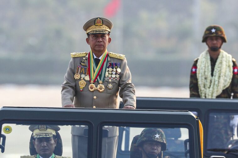 El jefe de la junta de Myanmar celebra el Día de las Fuerzas Armadas con la promesa de erradicar la oposición | Noticias de Buenaventura, Colombia y el Mundo