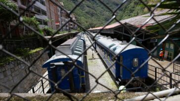 Perú: Alud causado por lluvias bloqueó tren a Machu Picchu | Noticias de Buenaventura, Colombia y el Mundo