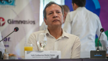 Luis Guillermo Pérez, Superintendente de Subsidio Familiar.