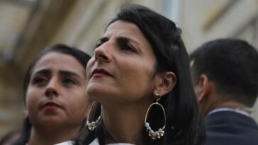Sin mayores sorpresas, avanzó segunda moción de censura contra ministra Irene Vélez en el Senado