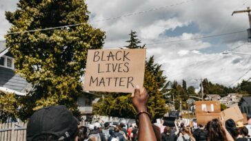Los que apoyan Black Lives Matter tienden a dudar menos acerca de las vacunas, según un estudio | Noticias de Buenaventura, Colombia y el Mundo