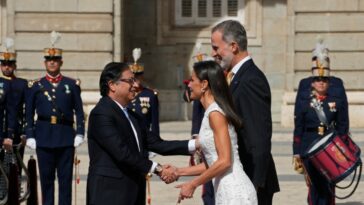 Petro visita España para impulsar plan de paz e inversiones | Noticias de Buenaventura, Colombia y el Mundo