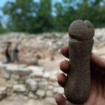Encuentran en España piedra con forma de pene utilizada para afilar armas | Noticias de Buenaventura, Colombia y el Mundo