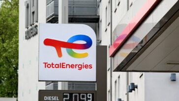 'La vida es como es': el CEO de TotalEnergies defiende la estrategia a pesar de los llamados a reducir la producción de combustibles fósiles | Noticias de Buenaventura, Colombia y el Mundo