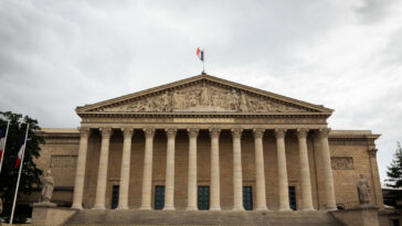 Francia aprueba ley que permite a los museos restituir obras de arte saqueadas por los nazis | Noticias de Buenaventura, Colombia y el Mundo
