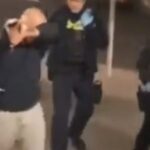 'Rocíeme otra vez': Arresto salvaje después de que un hombre de Melbourne se burlara de la policía | Noticias de Buenaventura, Colombia y el Mundo