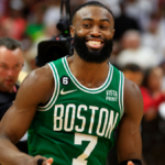 Extensión de contrato de Jaylen Brown: la estrella de los Celtics firma supermax de $ 304 millones para el acuerdo más rico en la historia de la NBA, según el informe | Noticias de Buenaventura, Colombia y el Mundo