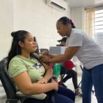 Funcionarios de la Secretaría de Salud de Buenaventura se vacunaron con la Influenza y contra el Covid 19 | Noticias de Buenaventura, Colombia y el Mundo