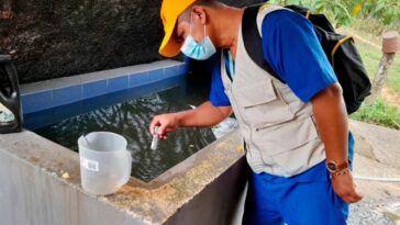 Realizan encuesta de Índice Larvario para erradicar criaderos de zancudos | Noticias de Buenaventura, Colombia y el Mundo