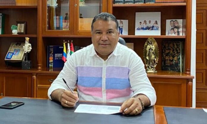 fiscalía acusó a exgobernador de Arauca facundo castillo  Cisneros, por posibles irregularidades en la celebración de  contratos