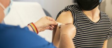 Por qué algunos adultos pueden necesitar otra dosis de vacuna contra el sarampión | Noticias de Buenaventura, Colombia y el Mundo
